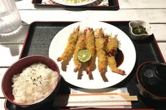 たるりや