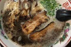 博多ラーメン しん