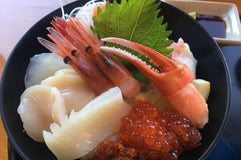 海鮮炉端 うろこ亭