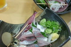 魚魚丸 三ヶ根店