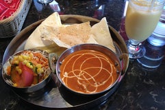 インド料理 MINA 中間店