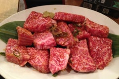 炭火焼肉ぐら