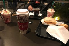 Starbucks Coffee 宇都宮城東店