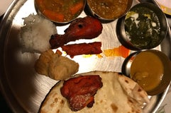 インド料理 カーナピーナ