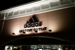 アディダスファクトリーアウトレット佐野店