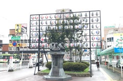 大槻三賢人像