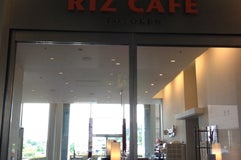 RIZ CAFE