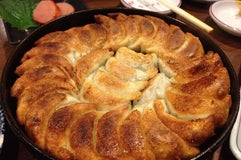 博多 鉄なべ餃子 なかよし