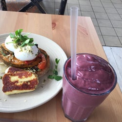 Piggy Back Cafe