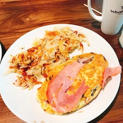 Wildberry Pancakes & Cafe