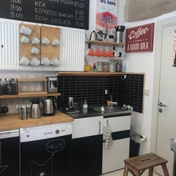 Cofyrup Coffee Shop