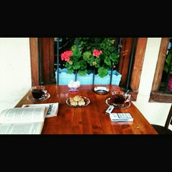 Tomurcuk Kahvaltı ve Çibörek Salonu