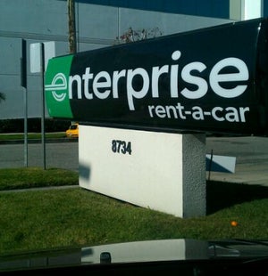 sherrierohde: First #roadtoimagine stop: acquire massive vehicle. (at @Enterprise Rent-A-Car in Los Angeles, CA) https://t.co/fuZfTXukP4