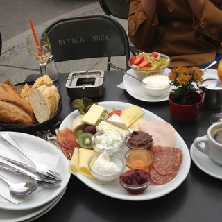 breakfast photo