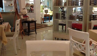 Cloud Living Room Jakarta the 15 best places for wine in jakarta Cloud Living Room Jakarta the 15 best places for wine in jakarta