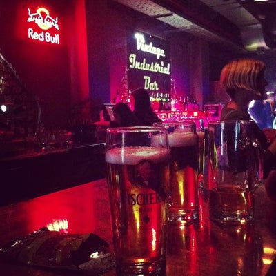 vintageindustrial-bar