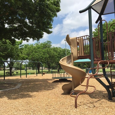 Best Parks & Playgrounds in Fort Worth, TX - Winnie