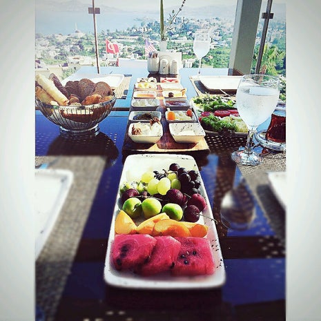 La Coline Restaurant