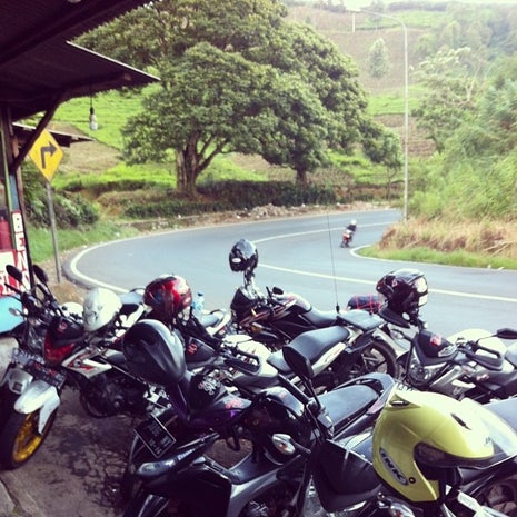 Warung Bikers ( warungnya para bikers )