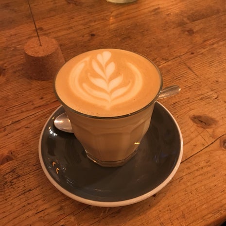 fekete brew & food bar