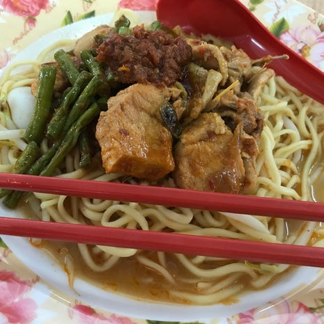 585新士乃花園茶餐室