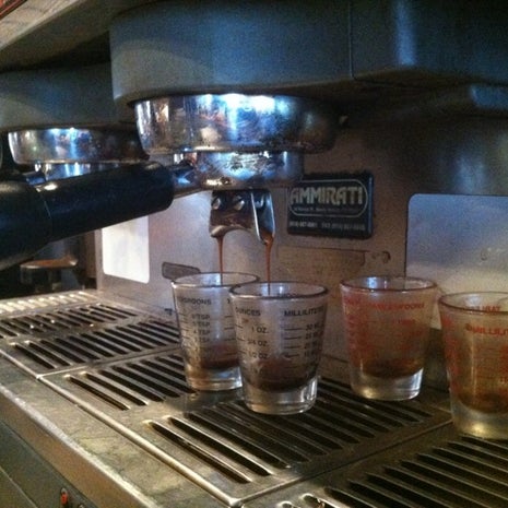 Mudd Puddle Coffee Roasters & Café