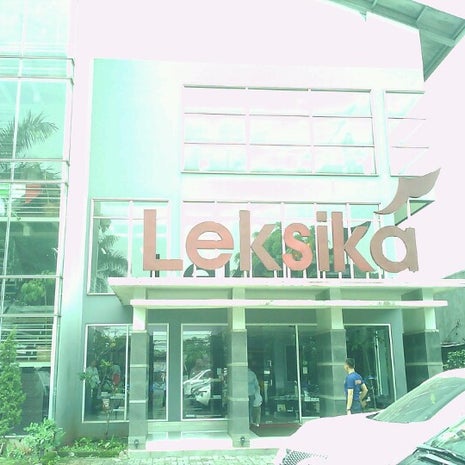 Toko Buku Leksika