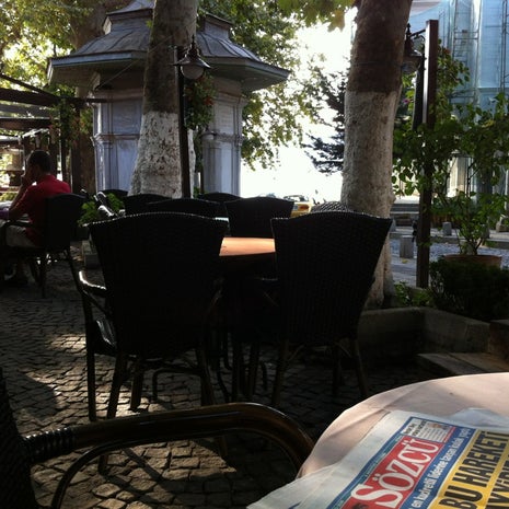 Emirgan Çınaraltı Kafe