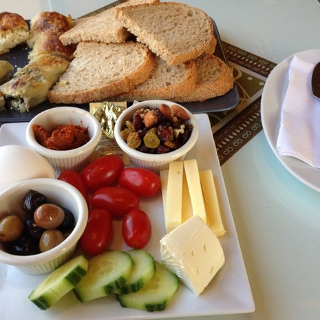 Ant Bookstore & Cafe