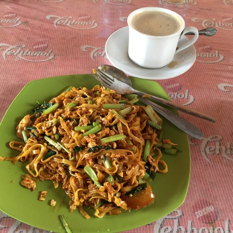 Rumah Makan Rio Tomok