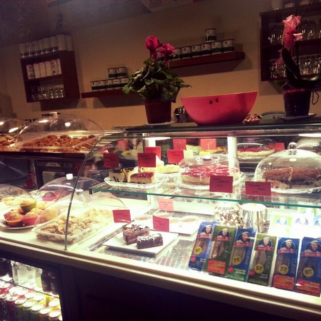 La Cerise Coffee House