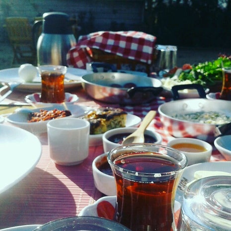 Seda Pastanesi Kahvaltı Salonu Kaynaklar