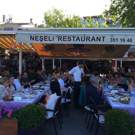 Neşeli Lokanta