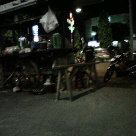 Angkringan Depan Telkom Madiun