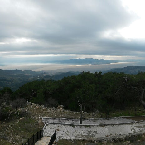 Karşıyaka Belediyesi Gençlik Eğitim Ve Kamp Merkezi