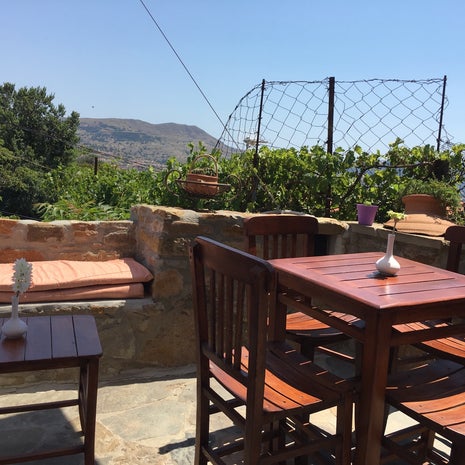 Fìlos cafe