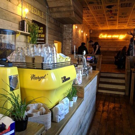 Brickwood Coffee & Bread