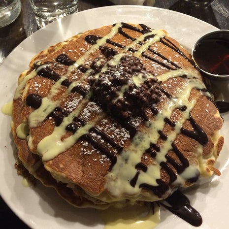 Kanela Breakfast Club