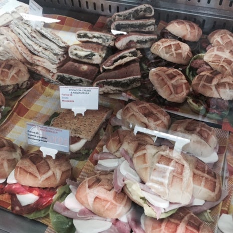 L'angolo Del Buongustaio