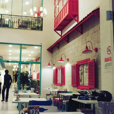 Alaçatı Muhallebicisi