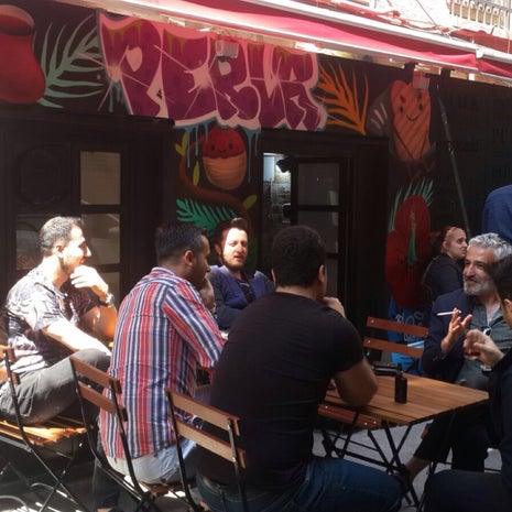 Perla Cafe