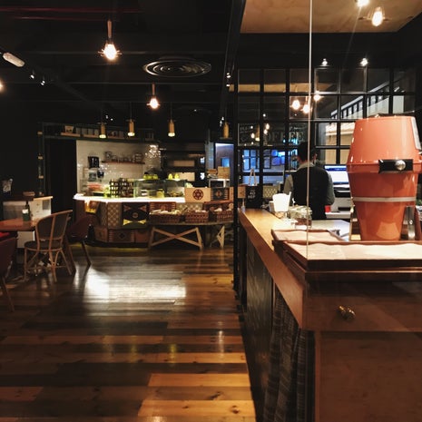 Cafe Meem (كافيه ميم)