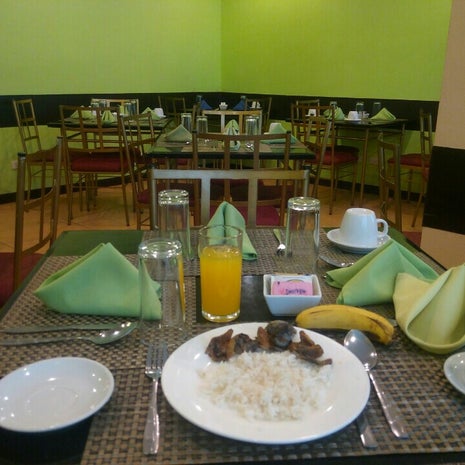 Microtel Breakfast Room