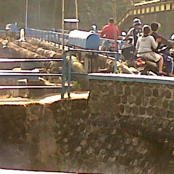 Warkop Pinggir Brantas