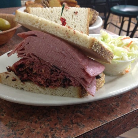 Jerry & Harvey's Deli