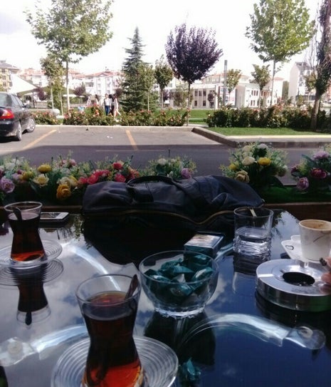 Eltutan Cafe