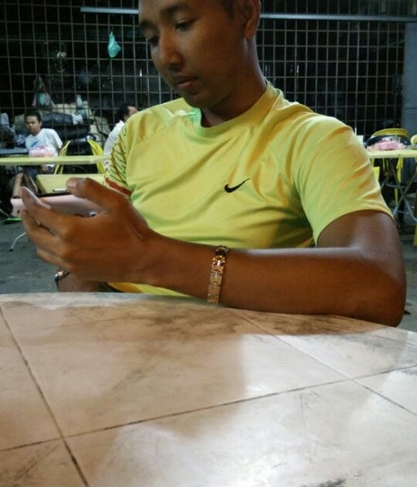 Kedai roti canai chabang tiga