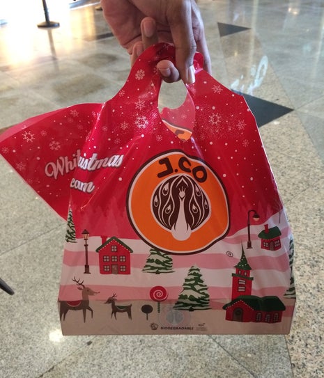 J.Co Donuts & Coffee