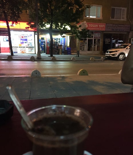 Aslanlar Kıraathanesi