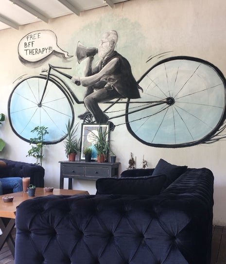 Therapy Cafe & Lounge